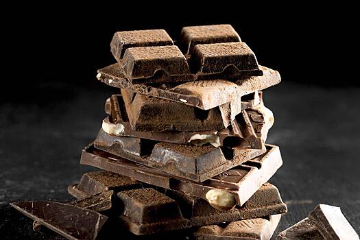 Диетолог посоветовал полезный для мозга и сердца десерт