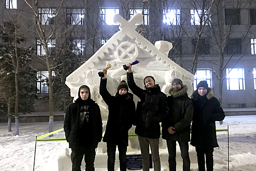 Комсомольчане привезли «золото» с харбинского конкурса снежных скульптур