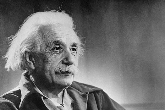 11 мая в истории науки: Эйнштейн, полароид и астрономия против чупакабры