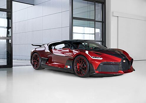 На создание эксклюзивного Bugatti Divo «Lady Bug» ушло практически два года