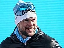 Панжинский назвал разочарованием дня падение Коростелева в масс-старте