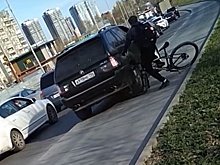 Грозит 5 лет: на водителя BMW, который наехал на велосипедиста на Халтурина, завели уголовное дело