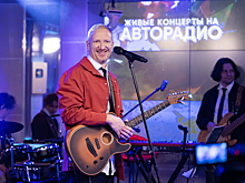 «В нее был влюблен мой брат!»: солист «Братьев Грим» раскрыл личность девушки, для которой написана песня «Ресницы»