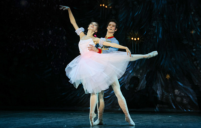 Теплая зимняя сказка: каким получился «Щелкунчик» Николая Цискаридзе в БДТ