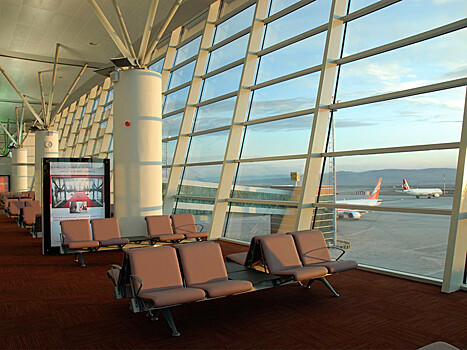 Правила проверки авиапассажиров в аэропорту Тбилиси оскорбили религиозные чувства иранцев