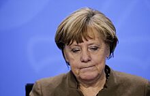 "Должна уйти!" Меркель освистала толпа