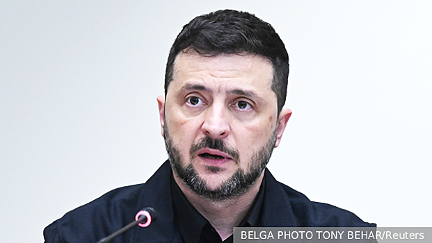 Коррупция Зеленского начала мешать войне Запада с Россией