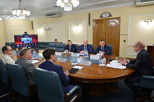Глава Удмуртии обсудил с руководителями партийных фракций Госсовета экономическую повестку
