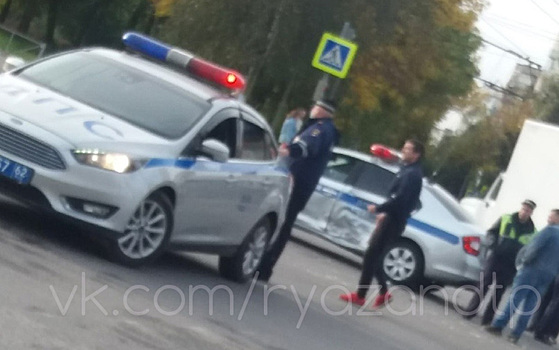 В Рязани попала в аварию машина ГИБДД