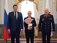 Глеб Никитин и Юрий Арсентьев торжественно вручили паспорта граждан Российской Федерации супругам Ремо и Биргит Кирш