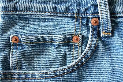 Стало известно, для чего на джинсах нужен маленький карман