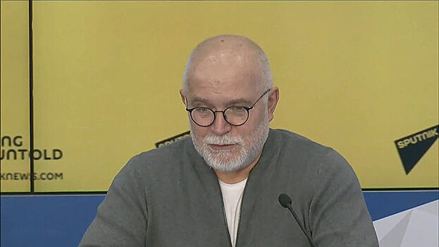 Захаров: слава богу у россиян есть магазин армянских продуктов