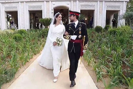 Во дворце Захран в Аммане сочетались браком принц Хусейн и его невеста Раджва Аль Саиф
