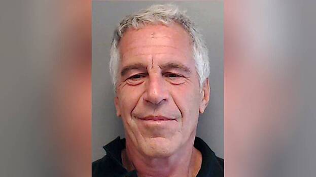 Сбежавший в РФ полицейский заявил, что вывез из США архив Эпштейна с 700 видео