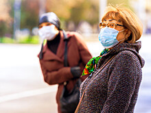 Казахстанцев попросили надеть маски в день выборов