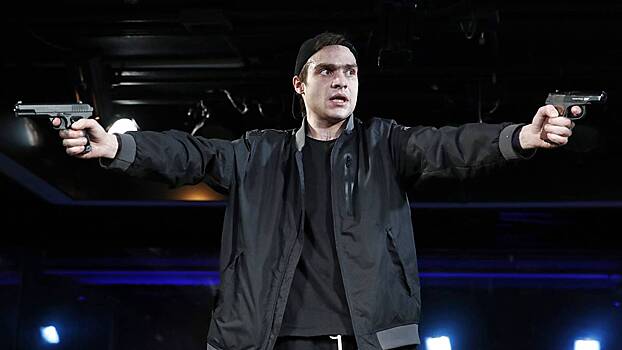 Галлюцинации и выкинутые из окон вещи: появились подробности о зависимости сына Ефремова