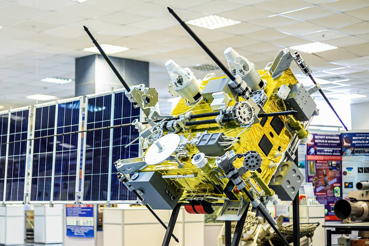 Названы задачи спутников Ионосфера-М