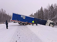 В Тюменской области в ДТП два человека погибли, еще двое пострадали