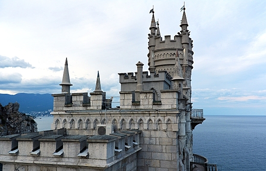 В Крыму завершили реконструкцию дворца «Ласточкино гнездо»