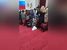 В КБР нашли родителей, проявивших неуважение к гимну в школе