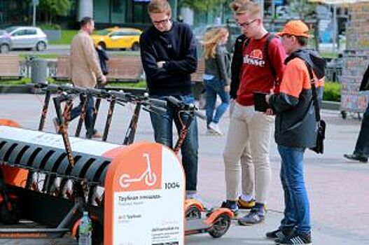 В Калининграде иномарка сбила школьника на электросамокате