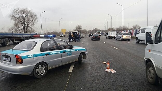 Land Rover насмерть сбил водителя, совершившего наезд на пешехода