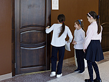 Ямальские школьники-тундровики отправились знакомиться с Омском