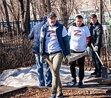 Железнодорожники Челябинска провели масштабный субботник в центре города