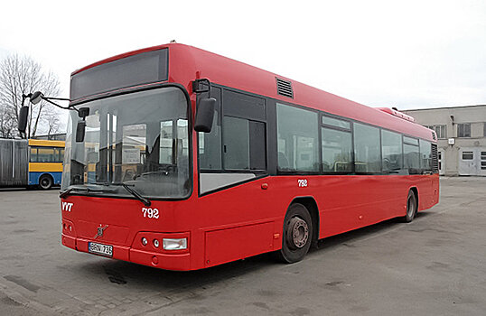 В Вильнюсе автобусы перекрасят в красный цвет