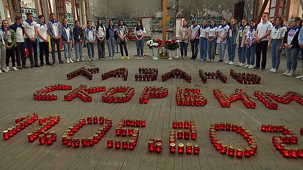 В Беслане почтили память погибших в казанской школе учеников и учителей