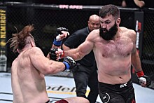 Белорусский боец Орловский проиграл американцу Мэйсу во втором раунде UFC Vegas 74