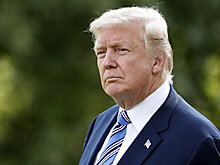 Трамп внезапно прервал отпуск