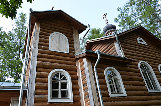 Заглавное изображение Коневский скит