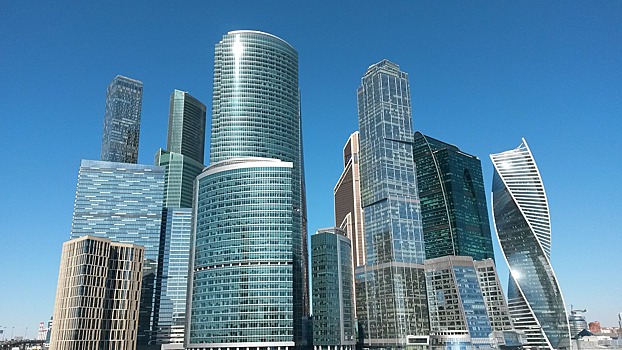 Москву атаковала высотная жилая застройка