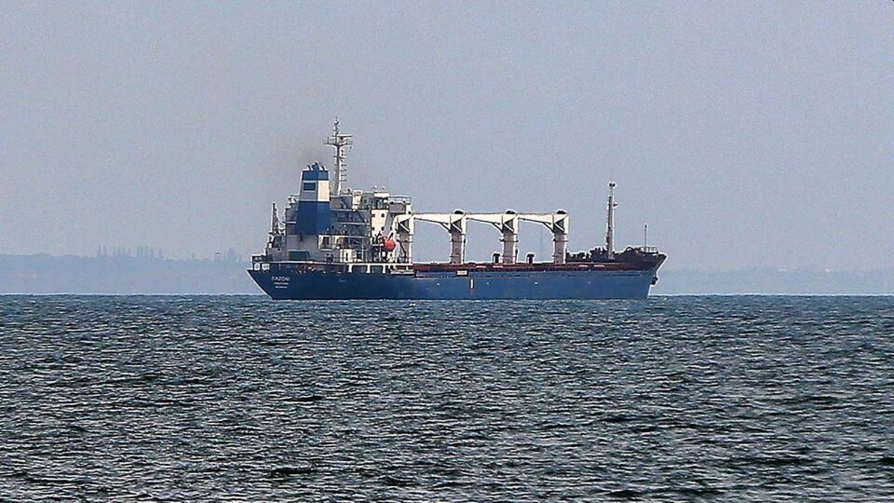 Волгонефть переоборудованная в сухогруз. Корабли зерновозы в одессе. Сухогруз бета омский астон. Российское судно сормовский 3064. Сунгари сухогруз.