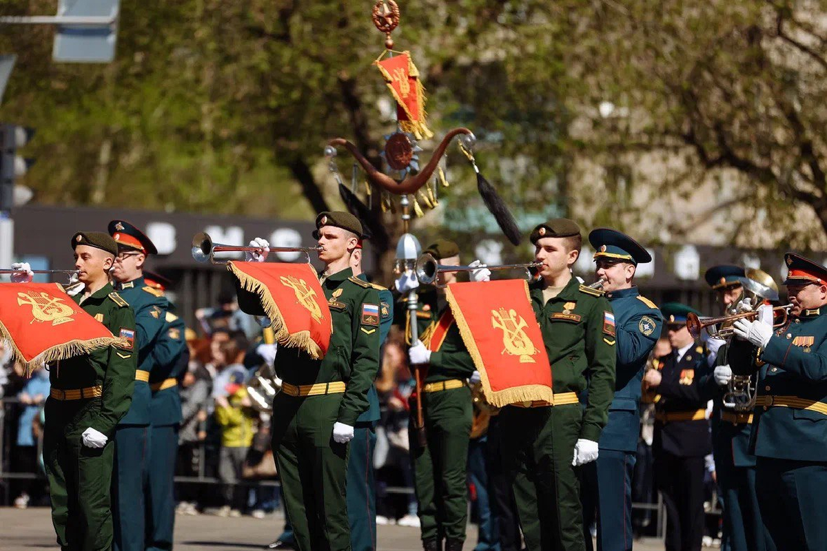 В Благовещенске Амурской области состоялось торжественное шествие, посвященное 79-летию Победы в Великой Отечественной войне