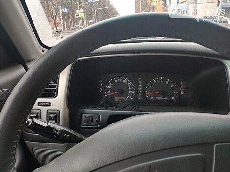 Карельские приставы распродают автомобили должников