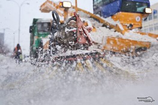 Власти Нижнего Тагила раскритиковали службы за плохую уборку снега