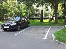 Брошенное авто вывезли из двора на 1-й Напрудной