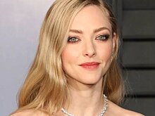 «Не сдержалась»: Аманда Сейфрид публично поцеловала мужа