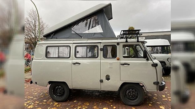 В Германии продаётся УАЗ «Буханка» с палаткой на крыше