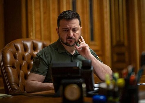 Asia Times: вероятно, лидеру Украины Зеленскому придется искать себе работу в Калифорнии
