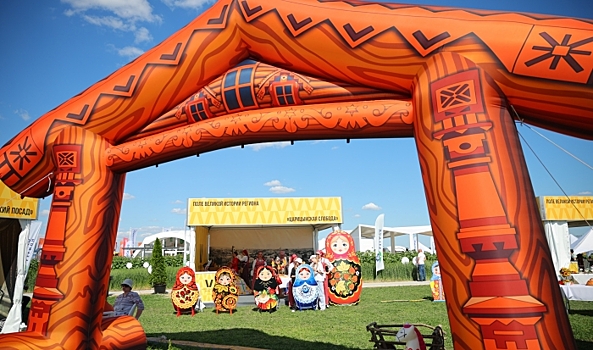 Волгоградцы обсуждают Всероссийский день поля, прибытие православной святыни и вой сирен