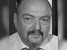 Умер известный сексолог Александр Полеев