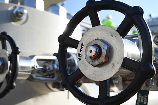 "Северный поток-2" в датских водах продолжат строить в конце марта