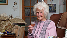 Старейшая британка Грейс Джонс, пившая виски каждый вечер, умерла в возрасте 112 лет