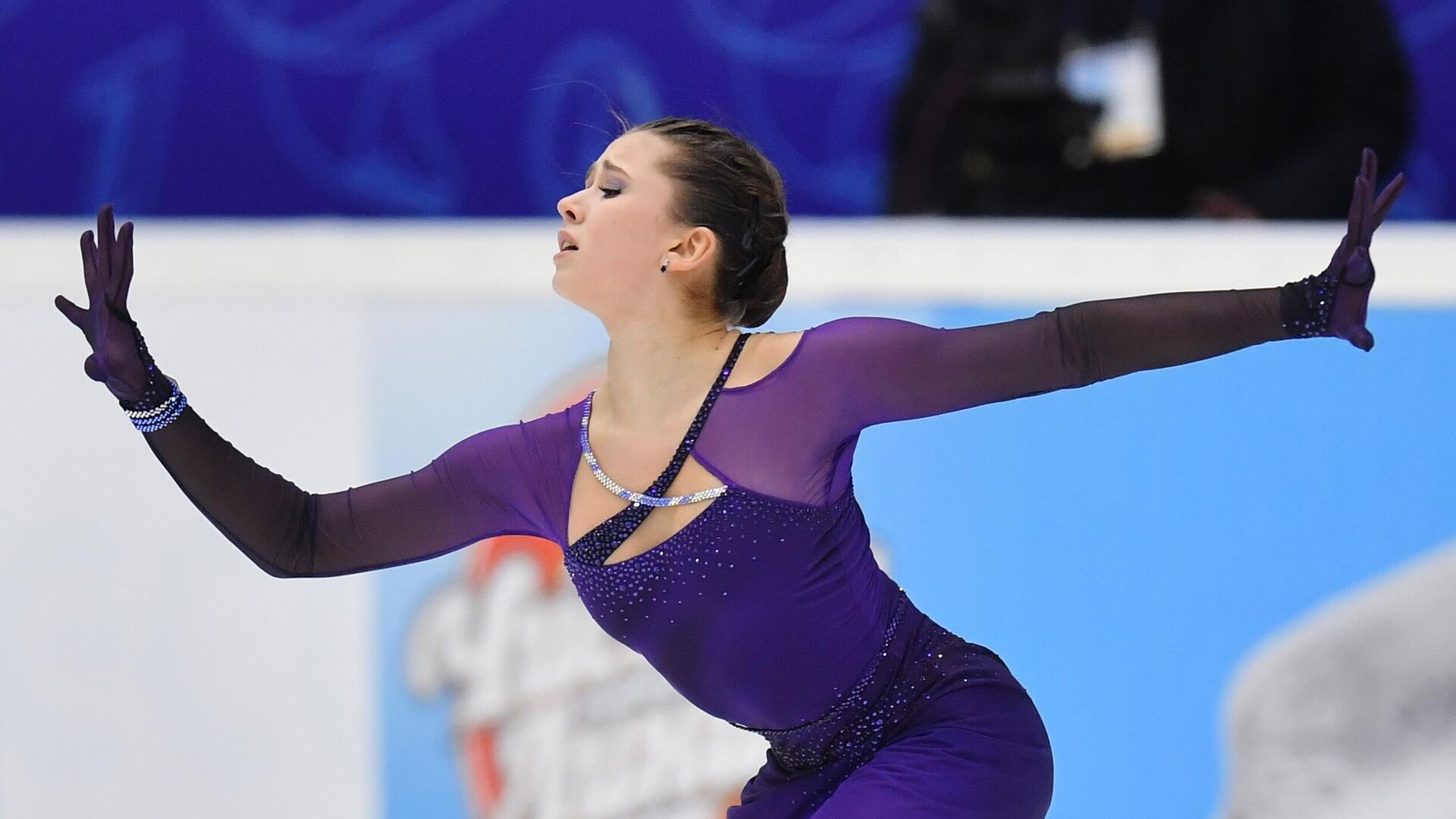 Чемпионат по прыжкам фигурное катание 2024. Валиева выступление 2024. Камила валиева олимпийские игры. Валиева выступление 2024. Камила фигуристка 2022.