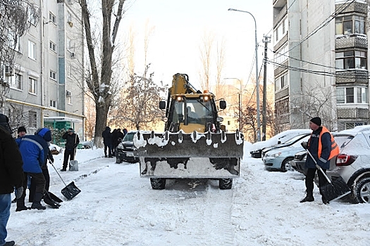 Волгоградские УК штрафуют за плохую уборку дворов