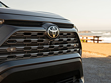 Какие новые Toyota можно купить в России и сколько они стоят