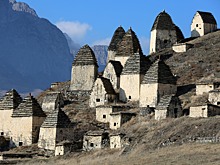 Склепы в «Городе мертвых» в Северной Осетии закроют для защиты от вандалов